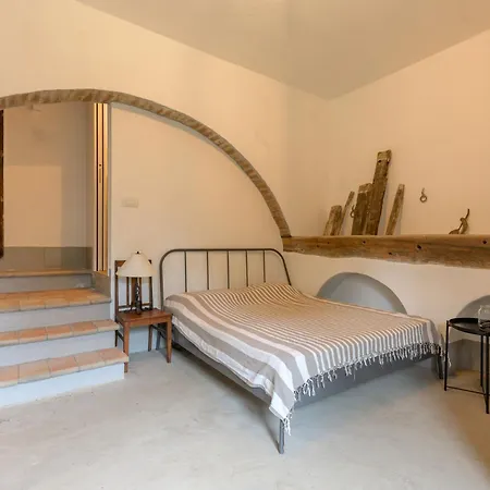 Holiday home Nobile By Interhome Polveraia